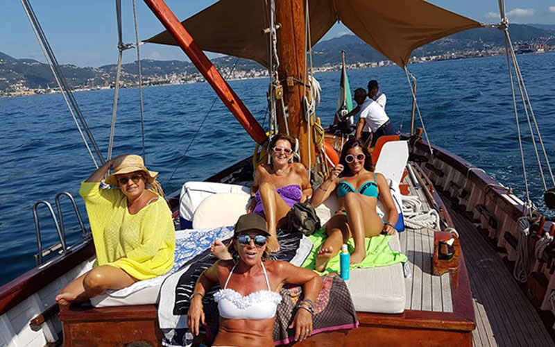 5 terre, girls on a private boat in bikini