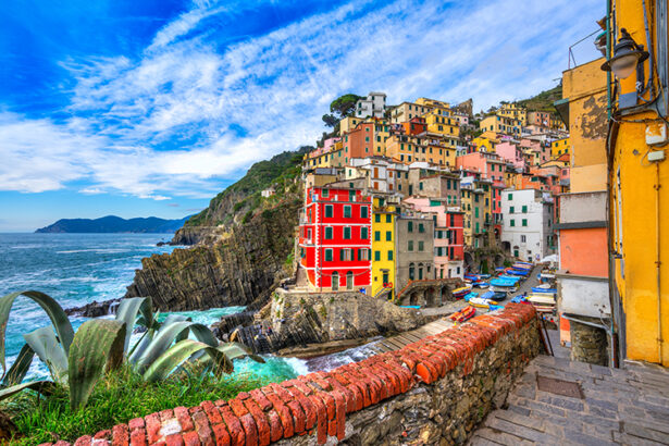 5 terre riomaggiore, view of the marina