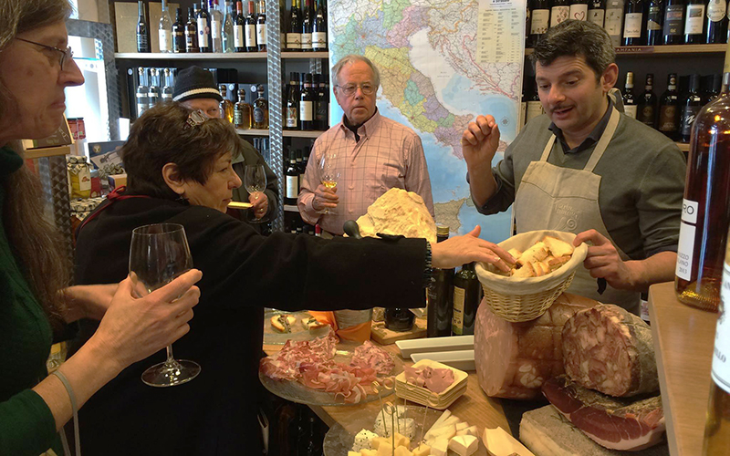 tasting some ligurian specialties during the foo on foot tour