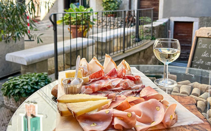 merenda del cavatore a colonnata