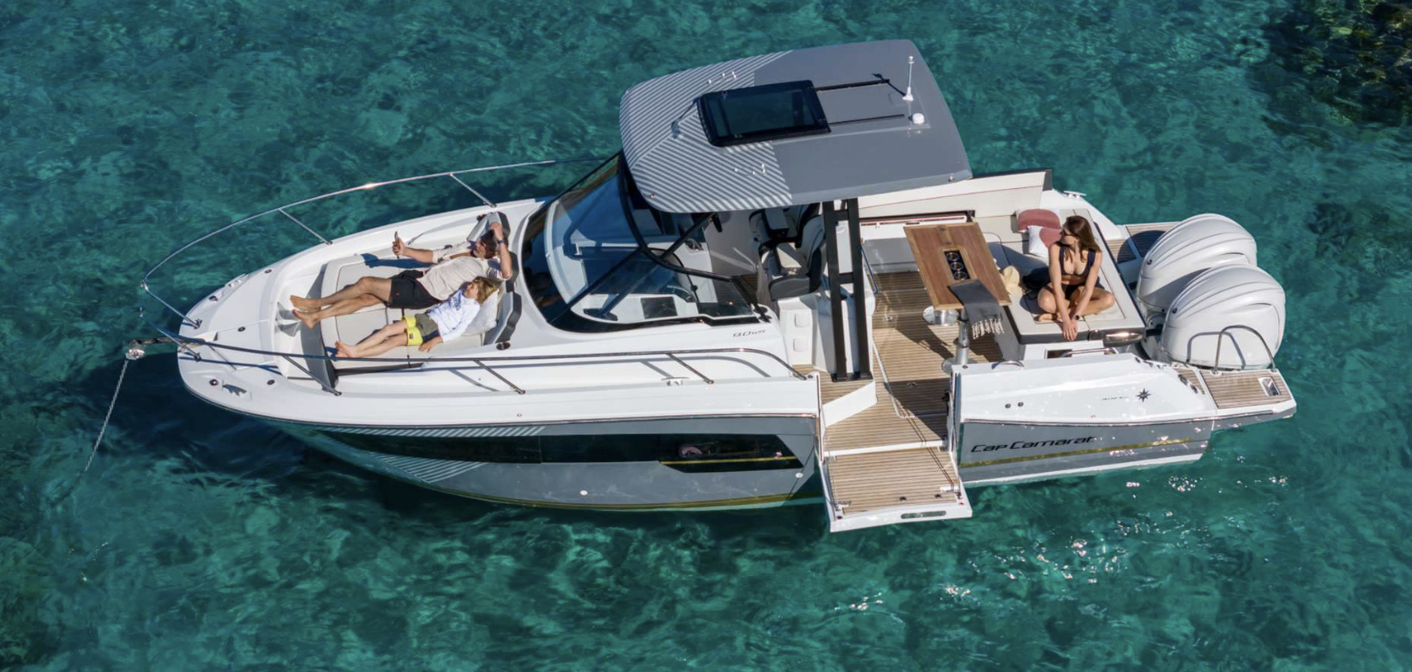 Elegant motorboat for private tours along the Cinque Terre coastline